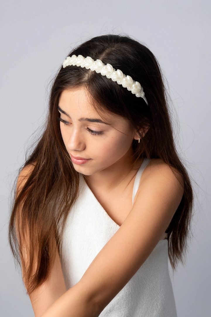 קשת פנינים עיטורי עלים  AMELIE